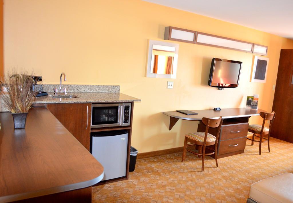 Hotel Microtel And By Wyndham 3*