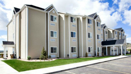 Microtel And By Wyndham Hotel 3*