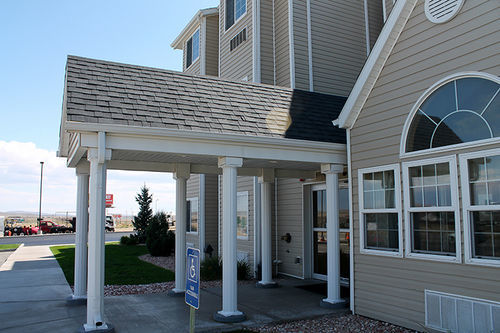 Microtel And By Wyndham 3*