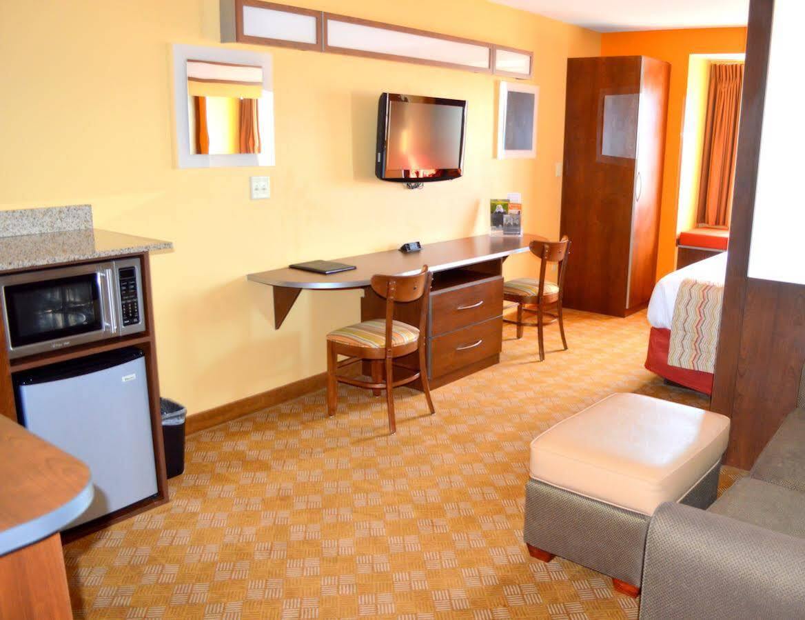 Hotel Microtel And By Wyndham 3*